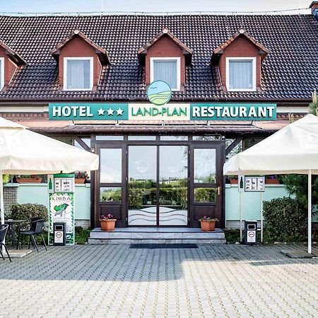 Land-Plan Hotel Toltestava Exterior foto